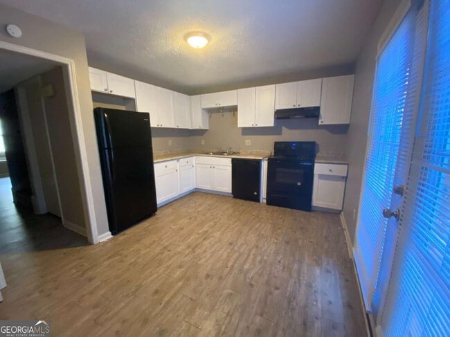 Building Photo - 110 Chalfont Dr