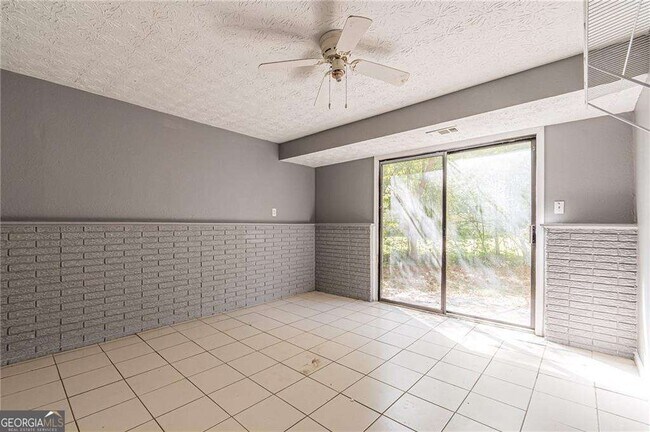 Building Photo - 806 Houndstooth Trail NW