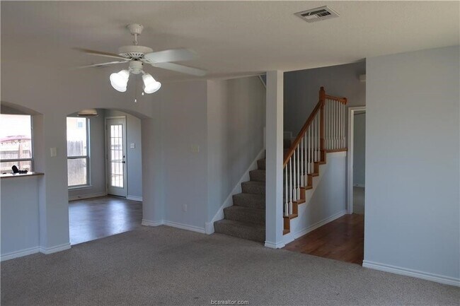 Building Photo - 4131 McFarland Dr