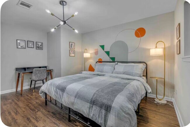 Building Photo - 8411 Garden Parks Dr