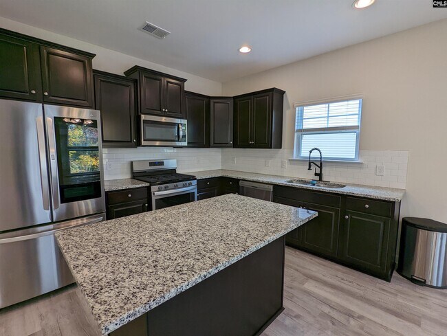 Building Photo - 1033 Colony Creek Ct