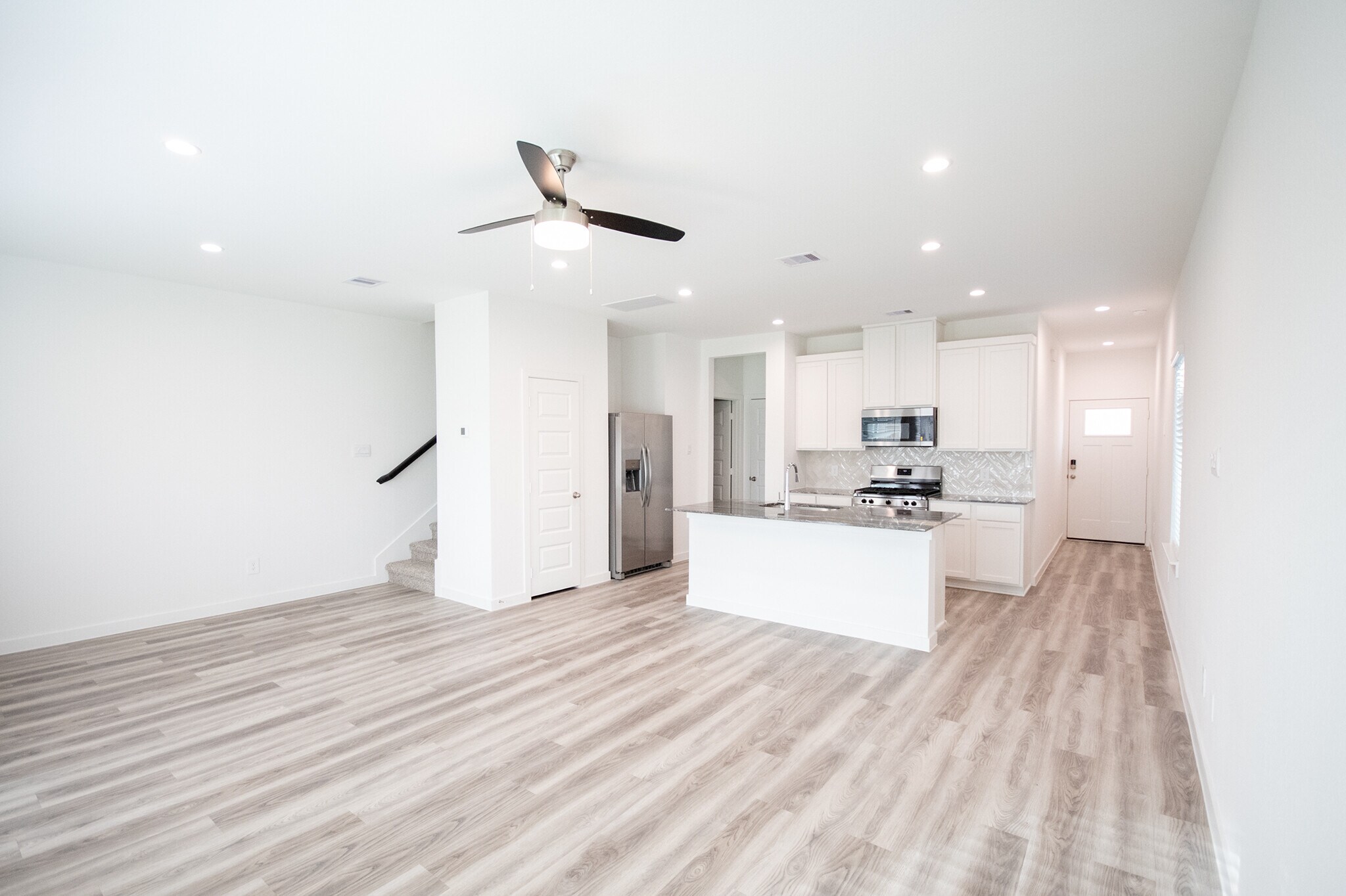 Building Photo - 10217 Berkeley Springs Trl