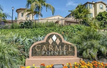 Building Photo - One bedroom one bathroom Carmel Point condo