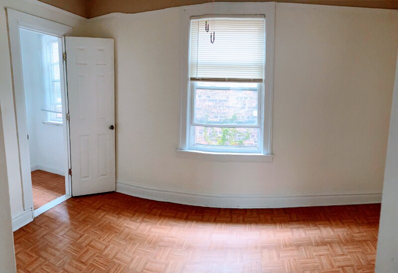 Building Photo - 4635 S Spaulding Ave
