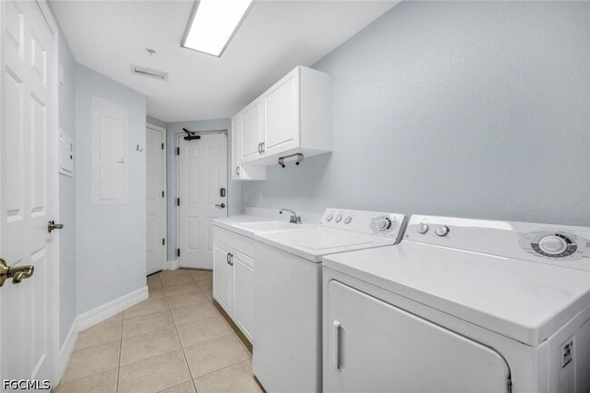 Building Photo - 12601 Mastique Beach Blvd