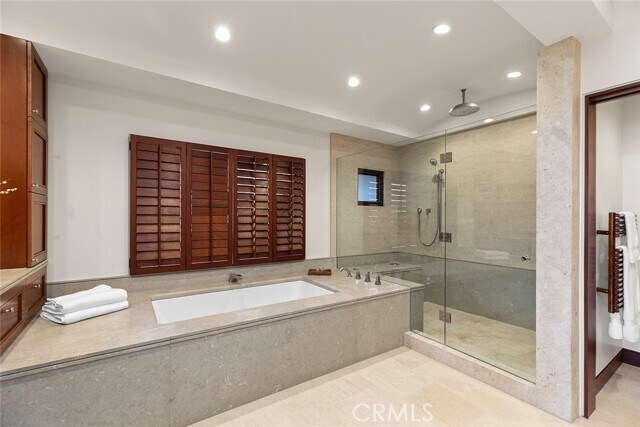 Building Photo - 1119 Emerald Bay