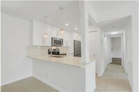 Building Photo - 3402 Gardens E Dr