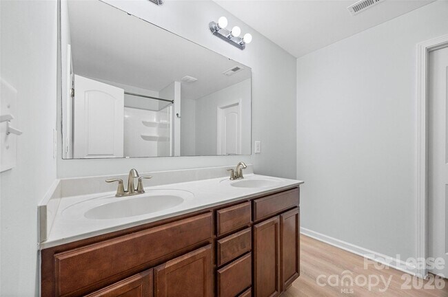 Building Photo - 9612 Brackenview Ct