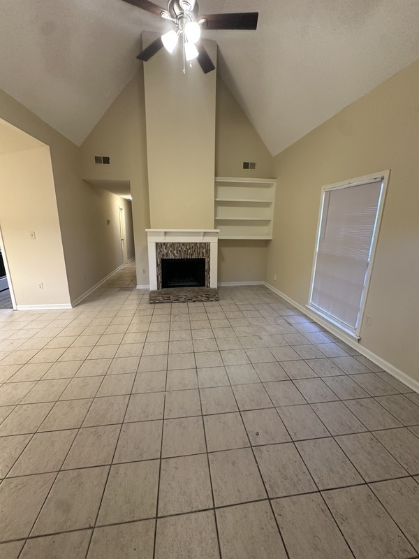 Building Photo - 2961 Charlestowne Pl