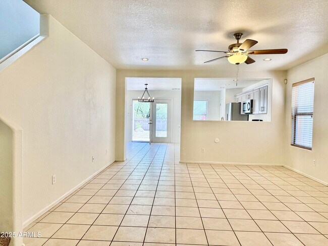 Building Photo - 17279 N 184th Dr