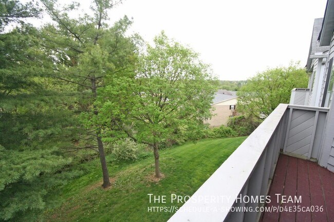 Building Photo - 2217 Lowells Glen Rd