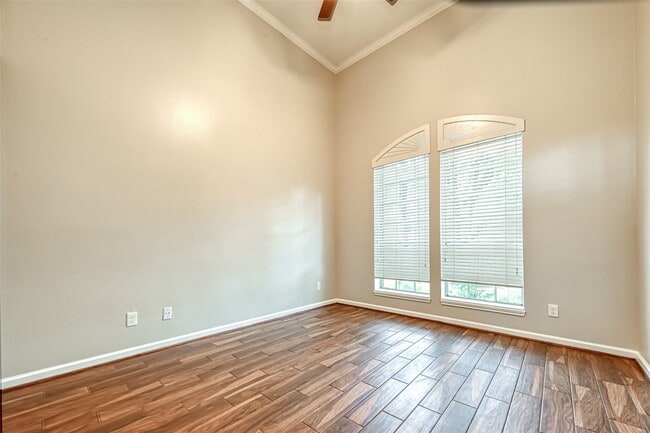 Building Photo - 22011 Windmill Bluff Ln