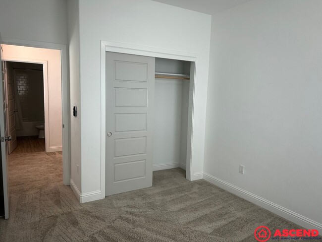 Building Photo - Newly Built Home in Gossamer Grove Community!