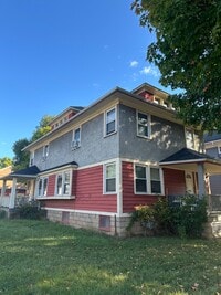Building Photo - 186 Spruce Ave