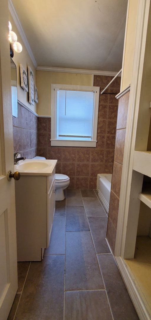 Building Photo - Cozy Home in a Convenient Location