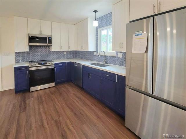 Building Photo - 1421 Kendall Dr
