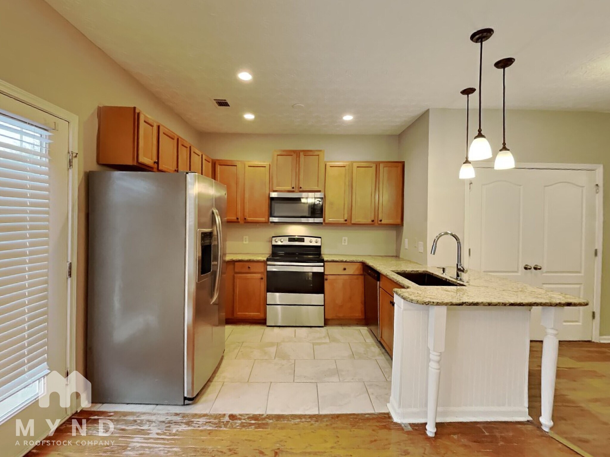 Building Photo - 6204 Ellenwood Dr