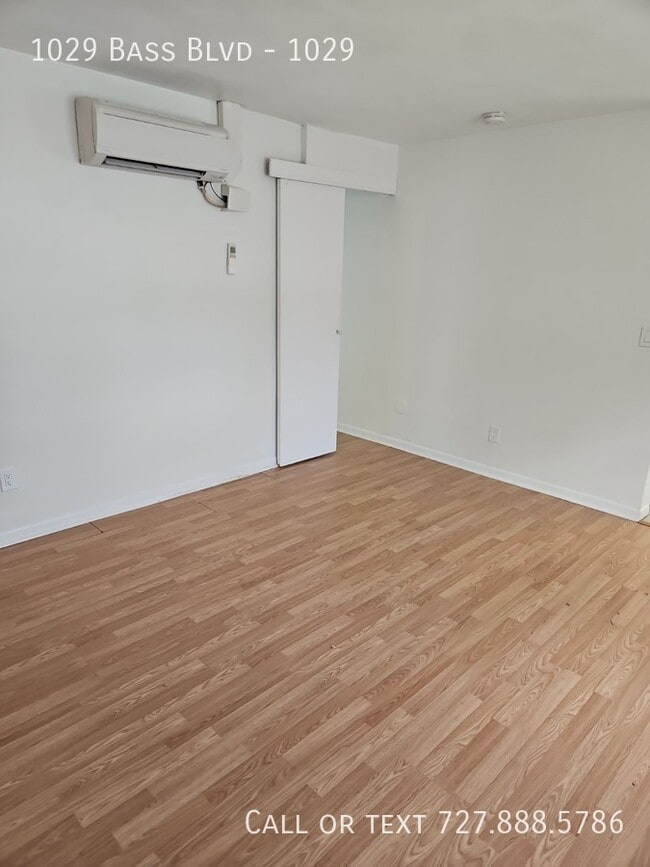 Building Photo - 1029 Bass Blvd