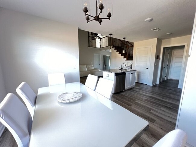 Building Photo - Beautiful Home Coming Soon!