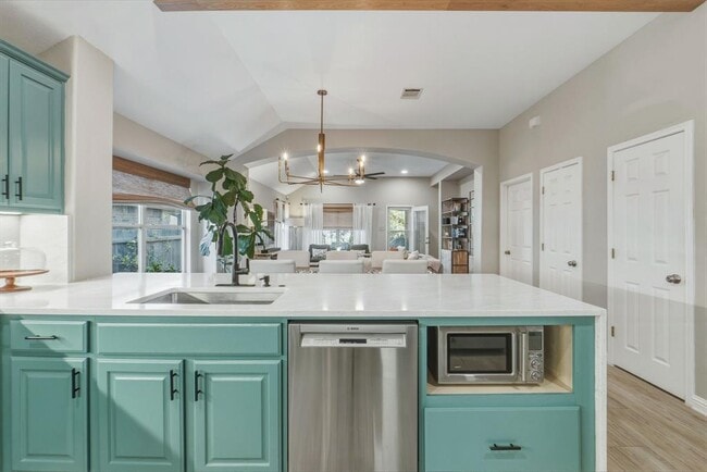 Building Photo - 10204 Wind Cave Trail