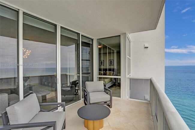 Building Photo - 18101 Collins Ave