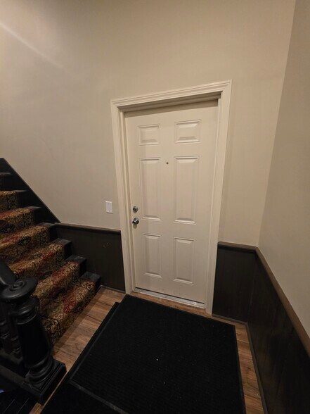 Front door to Apt A - 809A N Salina St