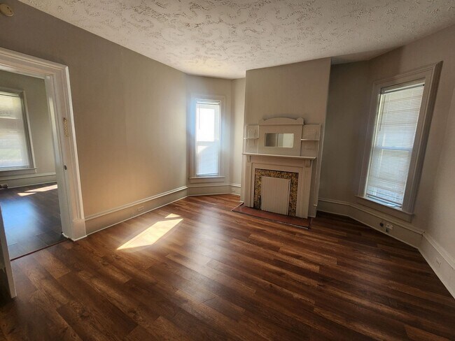 Building Photo - 1842 Bolling Ave