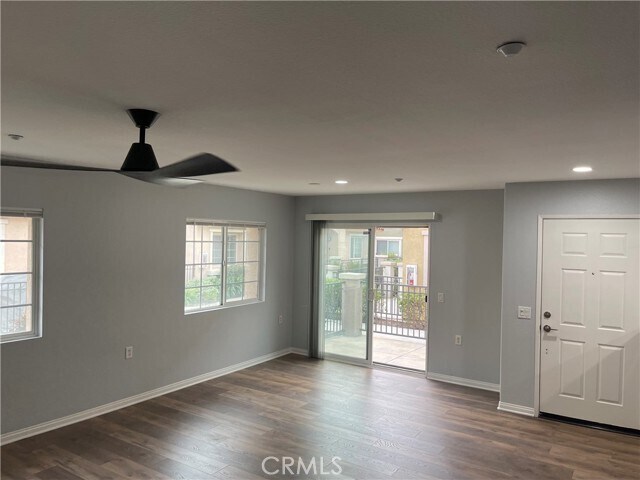 Building Photo - 15613 Lasselle St