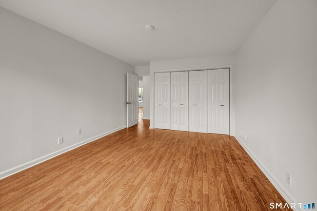 Building Photo - 57 Lawson Ln