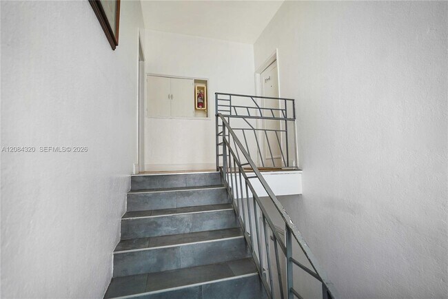 Building Photo - 320 80th St