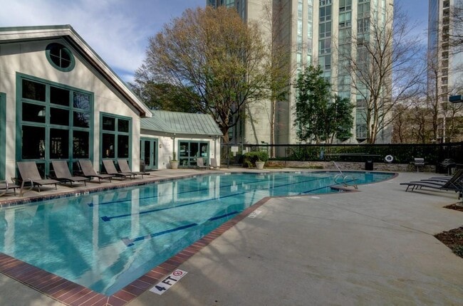 Building Photo - 2870 Pharr Ct S Northwest