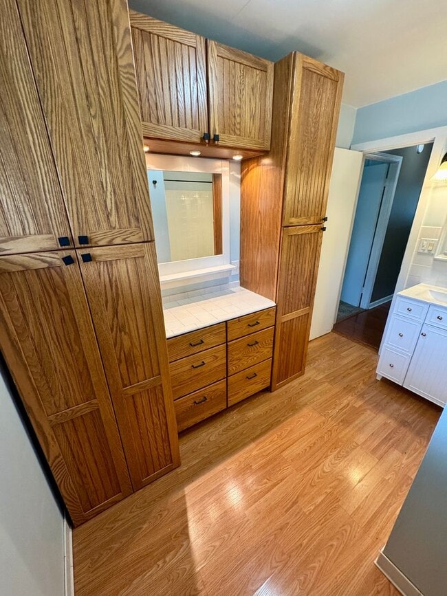 Building Photo - 3 Bedroom- Upper Arlington area