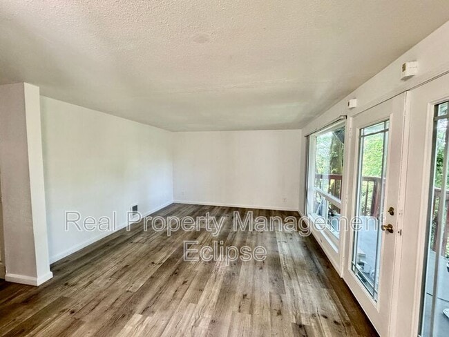 Building Photo - 1701 Sturgus Ave S