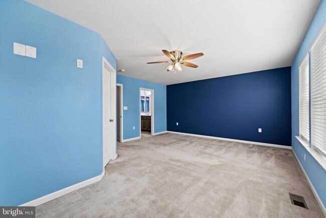 Building Photo - 32 Healey Ct