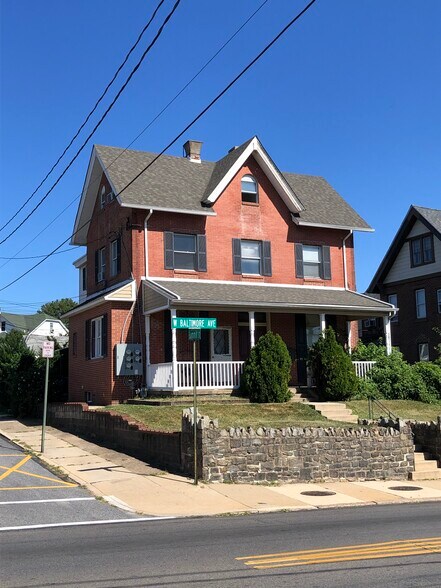Building Photo - 29 W Baltimore Ave