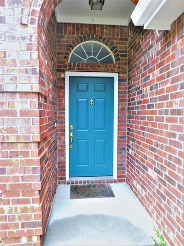 Building Photo - 516 Chateau Ct