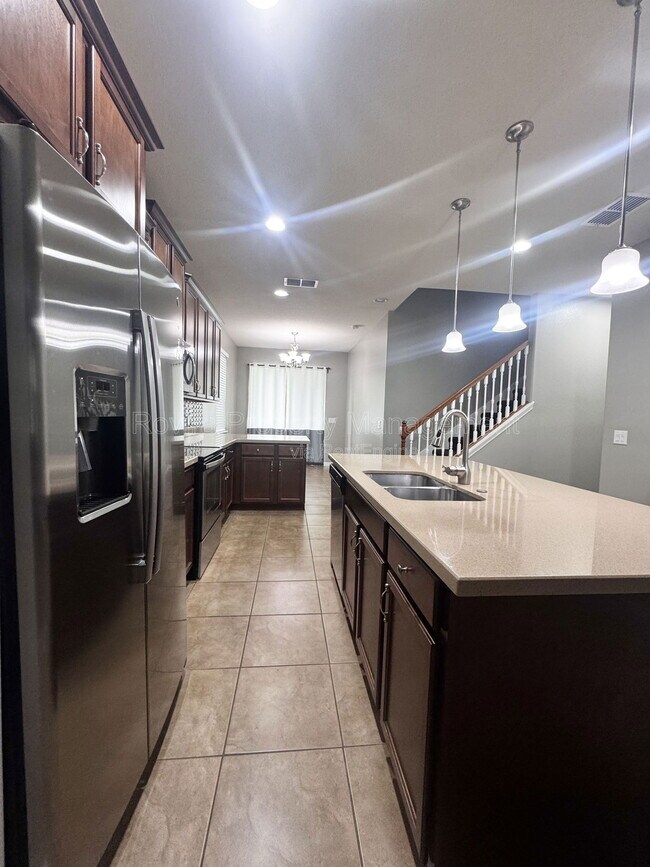 Building Photo - 5205 Northlawn Way