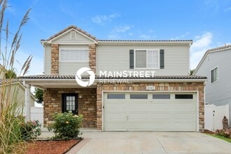 Building Photo - 4 Bedroom Pet-Friendly Home in Denver, CO with Main Street Renewal
