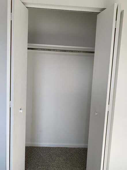 Closet bedrom 1 - 845 Brian Dr