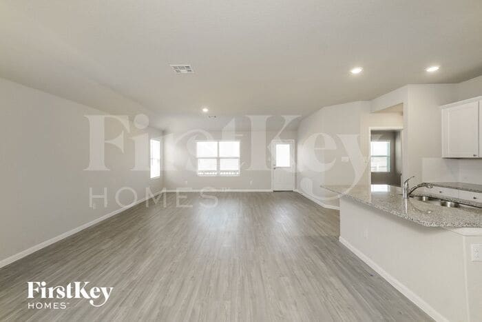 Building Photo - 6707 Hatchery Way