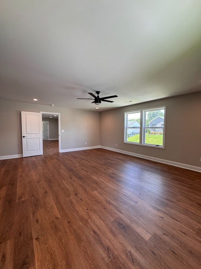 Building Photo - Spacious 5-Bedroom Greenville Home with 3.5 Baths, 2-Car Garage & Walkout Basement
