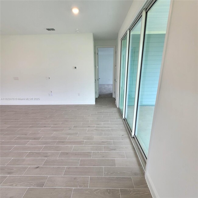 Building Photo - 4155 Acoma Dr