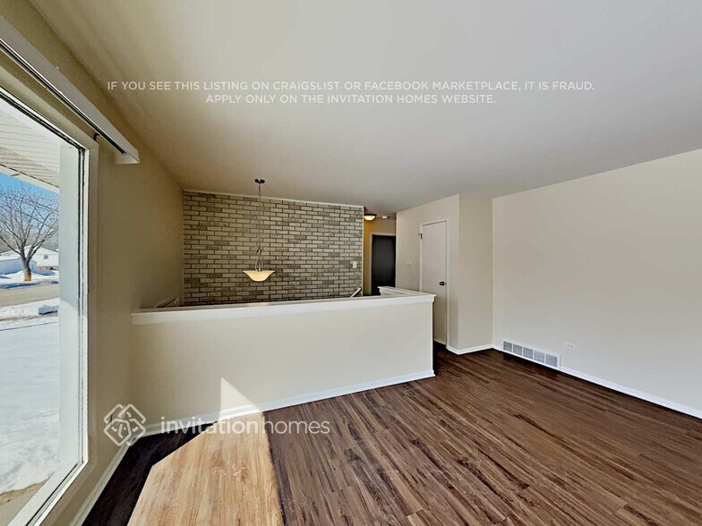 Building Photo - 4242 Clark Dr
