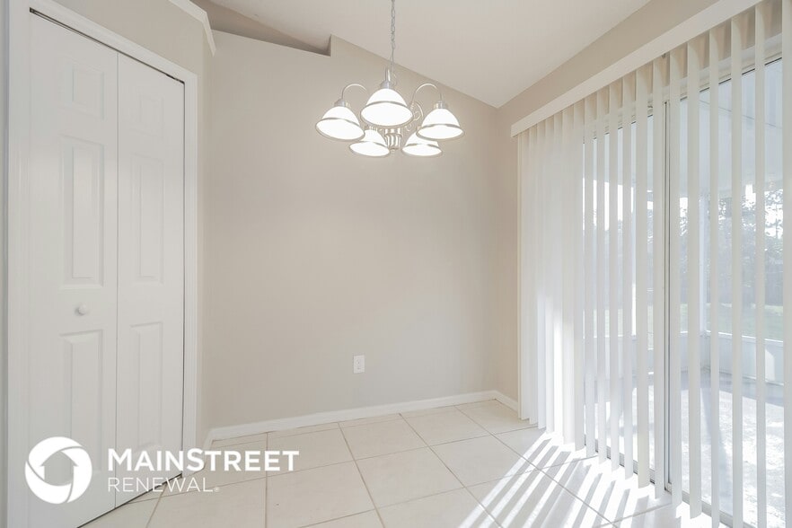 Building Photo - 722 Hartford Ave SW