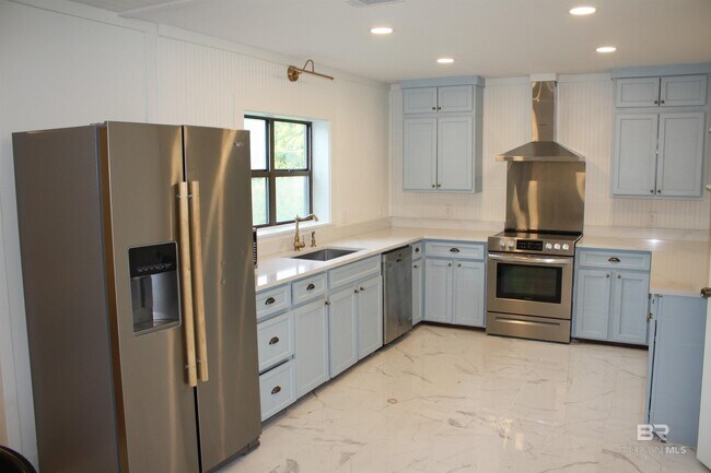 Building Photo - 852 Prospect Ave