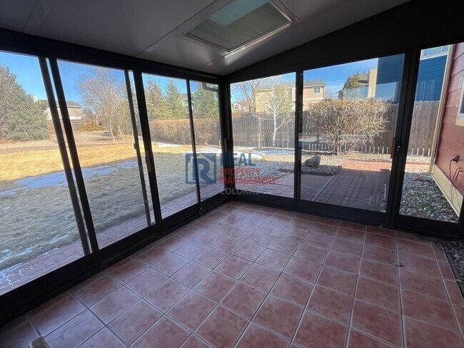 Building Photo - 4730 Cove Ct