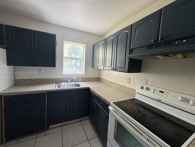 Building Photo - 1766 NW 34th Ave