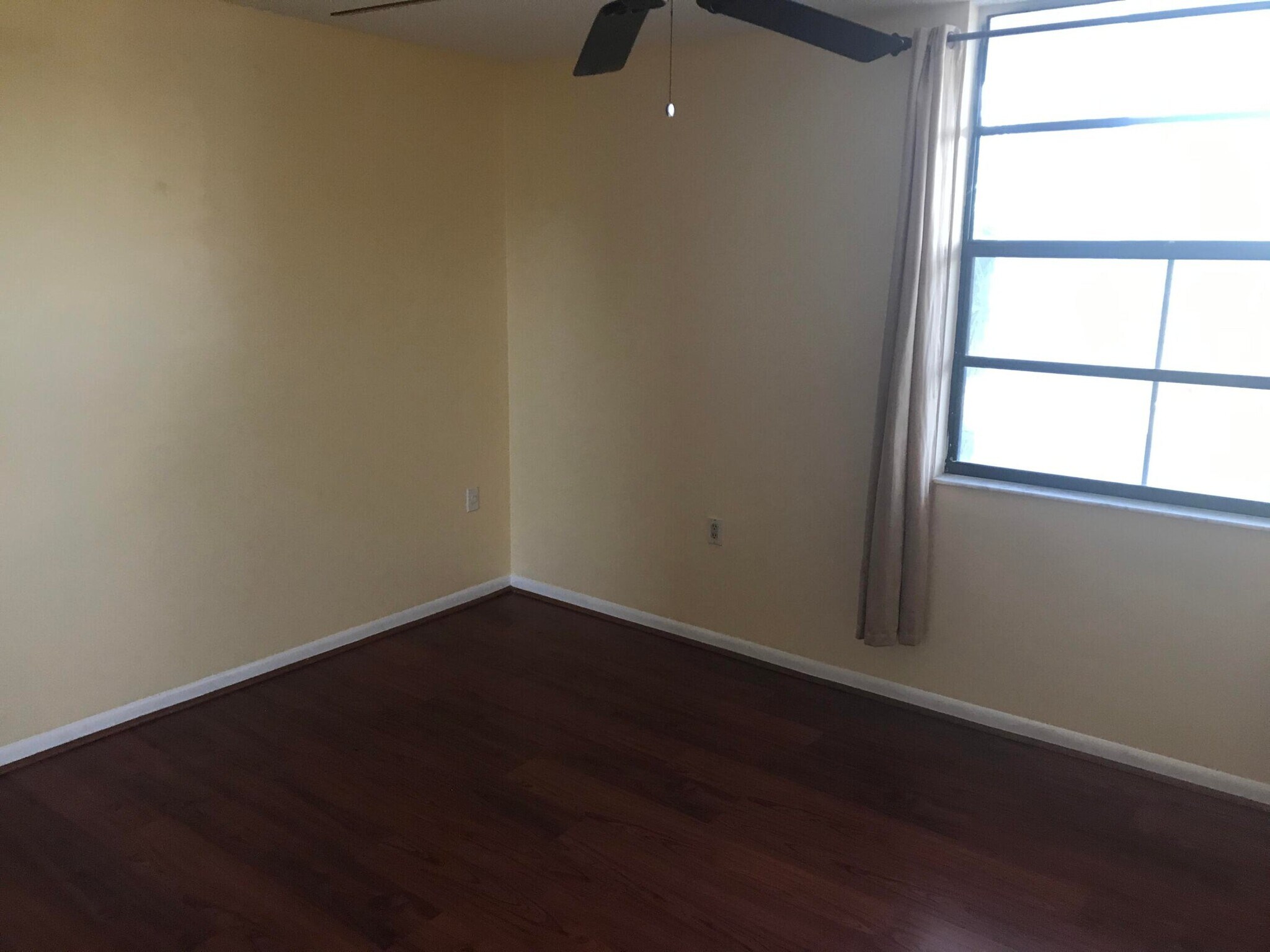 Building Photo - 3826 Whitehall Dr
