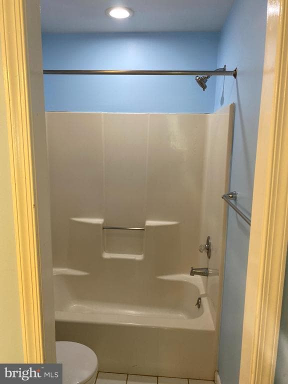Building Photo - 104 Duet Dr