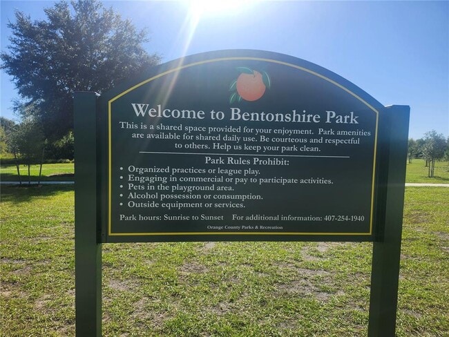 Building Photo - 12609 Salomon Cove Dr